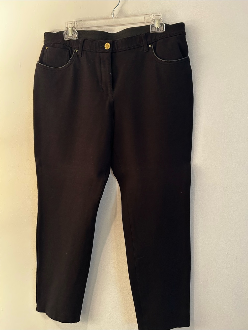 Chico's Black Cropped Stretch Pants with Gold Accent